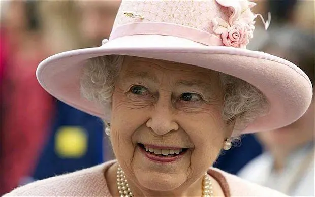 queen_2199253b
