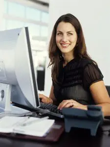 2fe99a13f46ce6ae_happy-desk-worker
