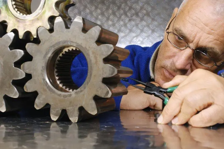 144327735-engineer_web