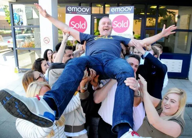 Russell Quirk crowdsurfing-2