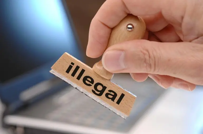illegal immigrants banks