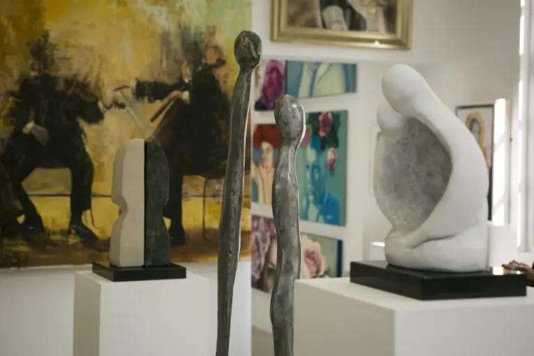 flux-art-gallery