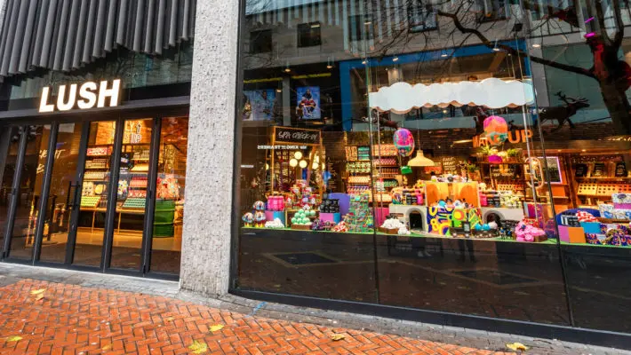 Lush social media