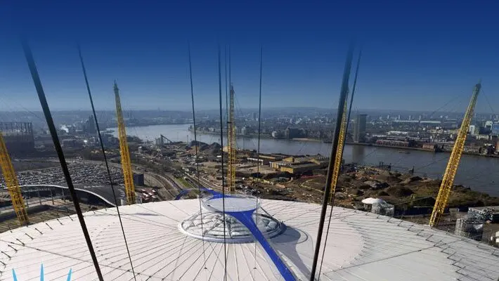Walking over the 02