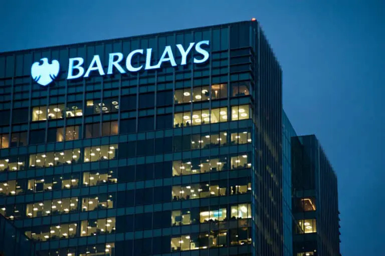 Bank windfall tax would drive jobs and investment out of London, deVere warns Healey