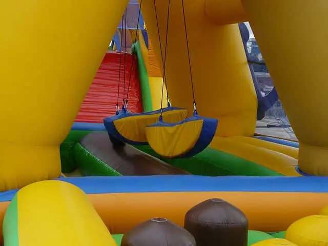 Professional Operators for bouncy castle hire (1)