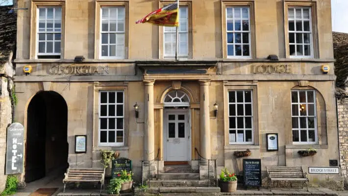 UK Lodge