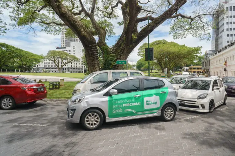 Kuching,Sarawak,Malaysia,-,Apr,3,,2017,:,Car,With