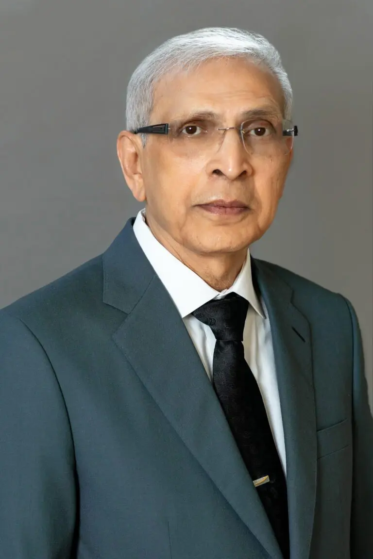 Modi Headshots_020-Retouched (1)