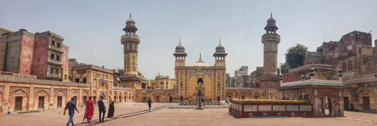 The,Wazir,Khan,Mosque,located,In,The,Walled,City,Of,Lahore,