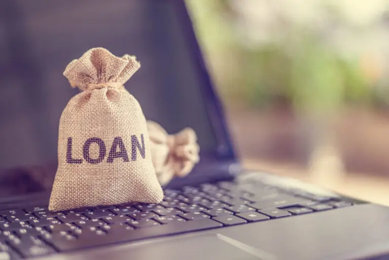 Online,Personal,Loan,,Financial,Concept,:,Loan,Bags,On,A