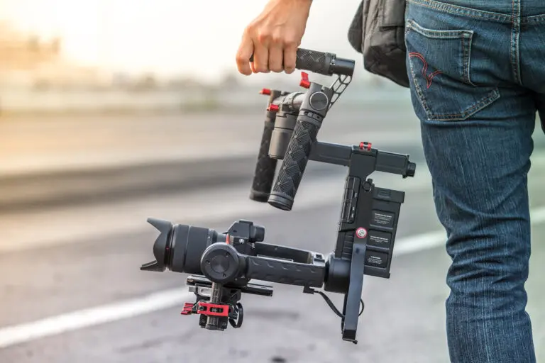Videographer,With,Gimbal,Video,Camera,Dslr,,Professional,Video,Equipment,,Videographer