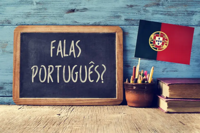 A,Chalkboard,With,The,Question,Question,Falas,Portuges?,Do,You
