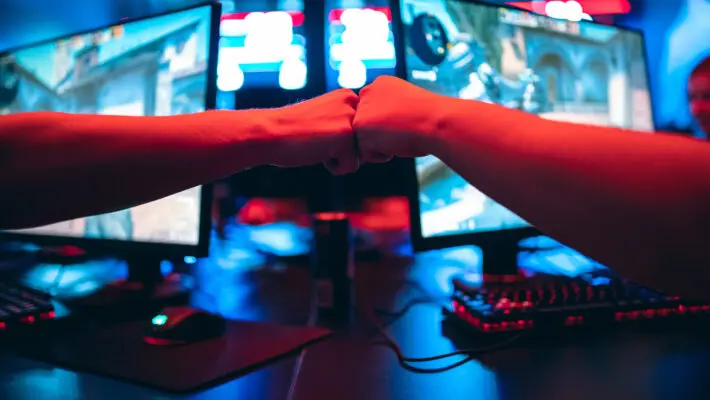 Professional,Gamer,Greeting,And,Support,Team,Fists,Hands,Online,Game