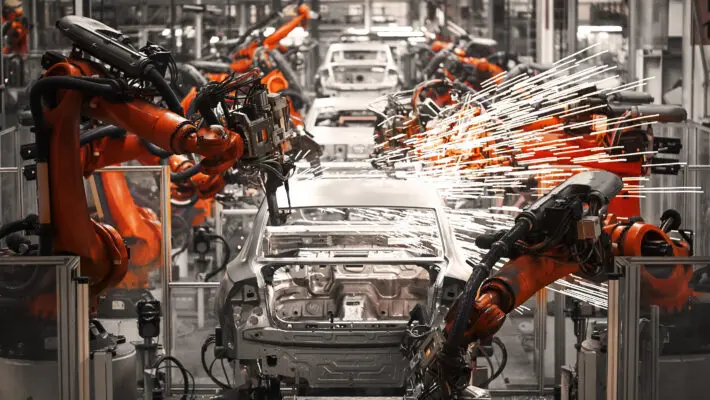 British businesses’ output has fallen for the sixth month in a row amid a supply chain crisis, energy price rises and a shortages of workers, according to a closely watched survey of big employers.