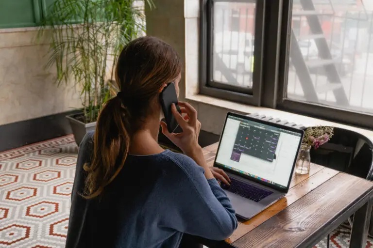 As the UK Government’s consultation to reform flexible working regulations comes to an end on 1 December 2021, new research reveals that half of UK workers are keen for flexible working practices to be stipulated by law. 