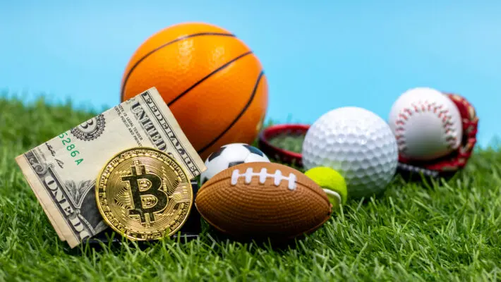 Bitcoin,With,American,Football,Tennis,Ball,Golf,Ball,Baseball,Basketball