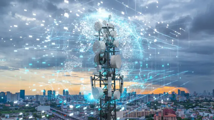 Telecommunication,Tower,With,5g,Cellular,Network,Antenna,On,City,Background,