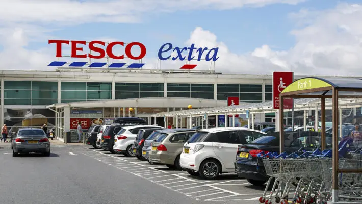 Warehouse workers and and drivers at Tesco are to hold a series of strikes over pay which their trade union says could result in shortages in stores.