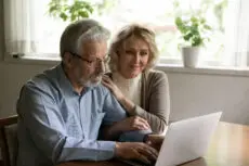 Pension savers should have appointments scheduled automatically to help them make better decisions, MPs have suggested.