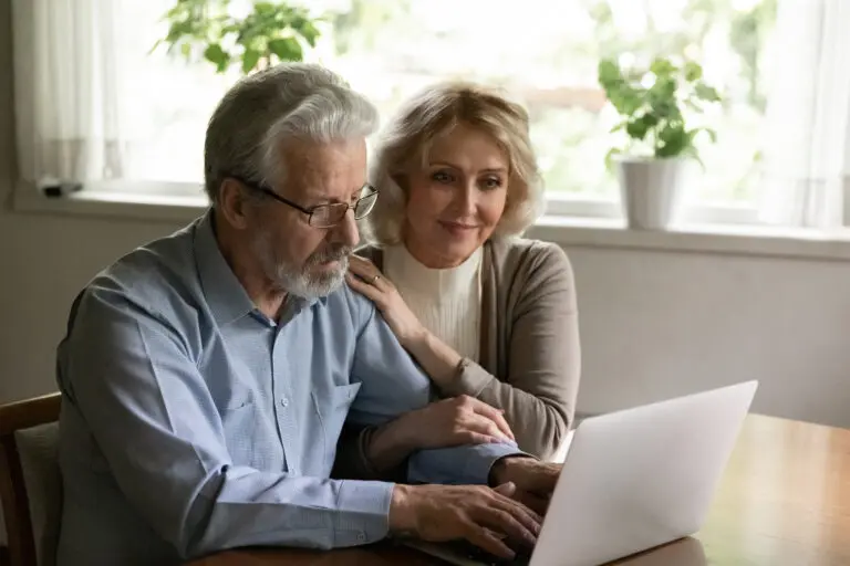 Pension savers should have appointments scheduled automatically to help them make better decisions, MPs have suggested.