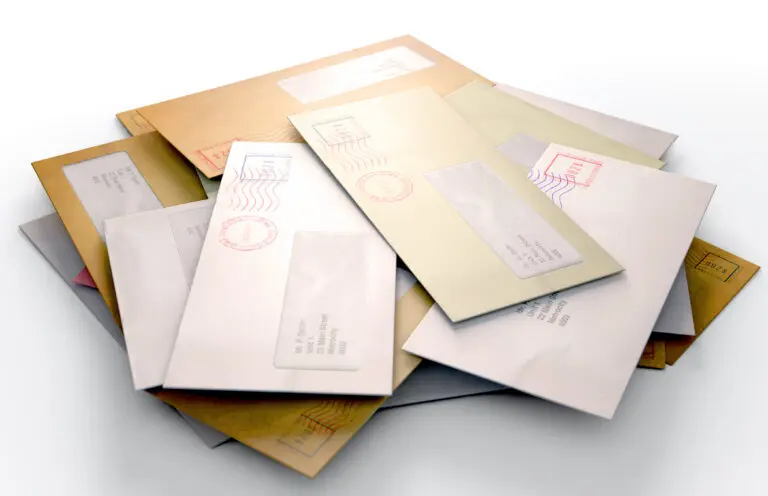 A,3d,Render,Of,A,Scattered,Stack,Of,Regular,Envelopes