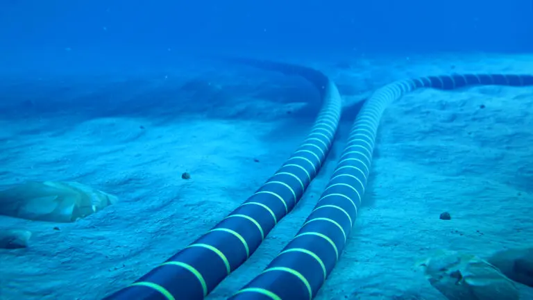 3d,Rendering,Of,Submarine,Cables