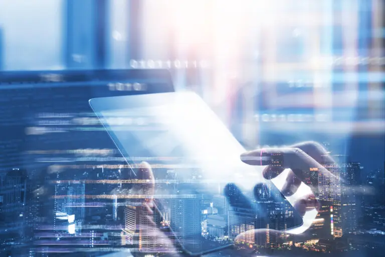 Business,And,Technology,,Software,Development,,Iot,Concept.,Double,Exposure,,Man