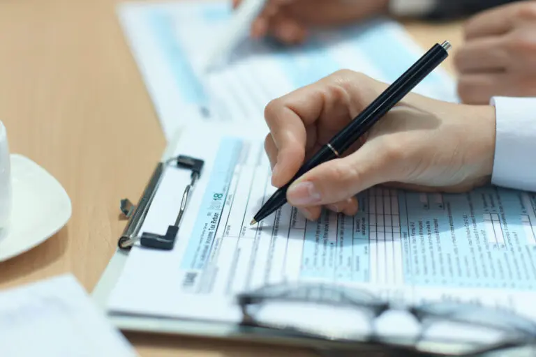 The total revenue HMRC generated from tax investigations and other compliance activity has risen to £30.8bn in 2021, up from £28bn in 2020 as it looks to pursue tax lost to evasion or avoidance during the pandemic, lawyers have announced.