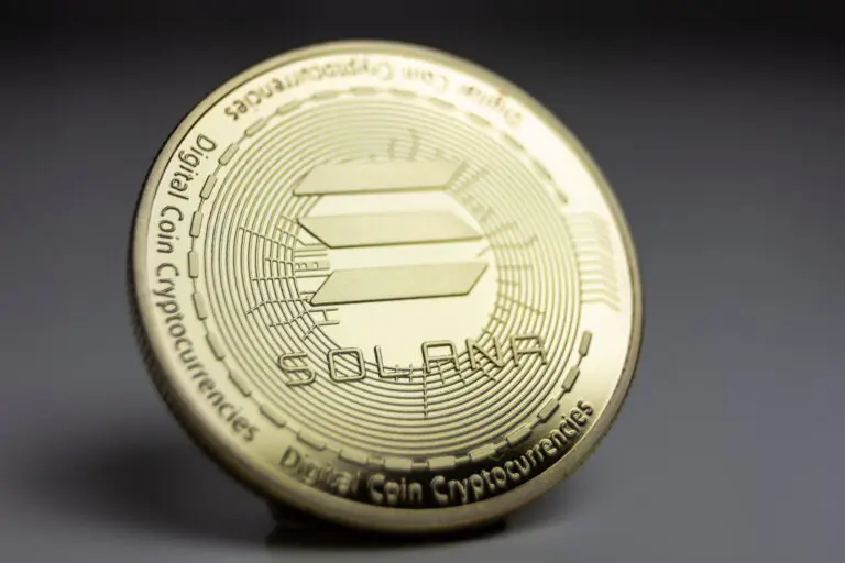 Macro,Shot,Of,A,Physical,Coin,From,The,Cryptocurrency,Solana