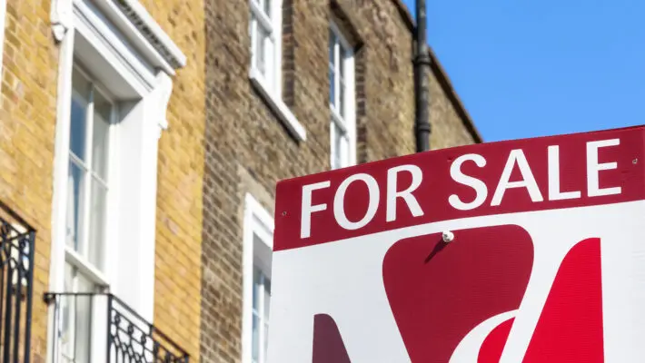 House prices rose at their fastest pace since 2007 to reach a record high last month, according to research by Britain’s biggest mortgage lender.