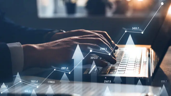 Businessman,Using,Laptop,For,Analyzing,Data,Stock,Market.,Forex,Trading