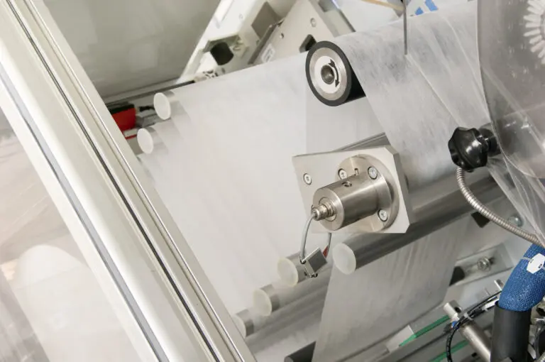 Equipment,And,Mechanism,With,A,Moving,Cloth,Tape,On,Rollers
