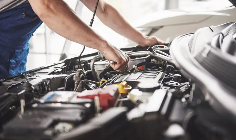 Auto,Mechanic,Working,In,Garage.,Repair,Service.