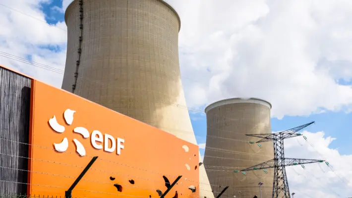 France plans a full nationalisation of EDF in an attempt to help the state electricity giant overcome a crisis linked to spiralling debt, falling revenue and an energy price cap, the French prime minister said yesterday.