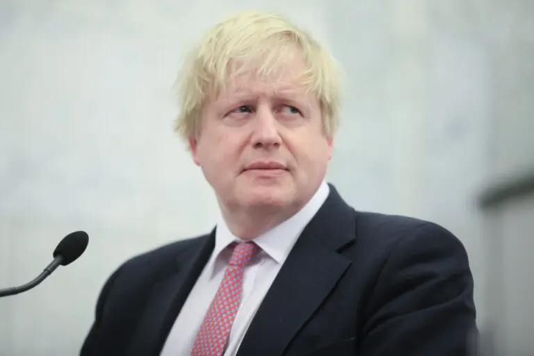 The UK and Ukraine have agreed to launch talks on a new digital trade agreement as Kyiv prepares to celebrate independence day.
