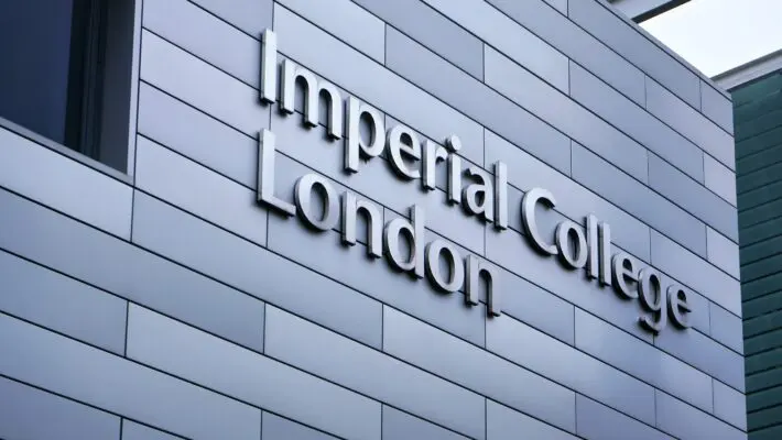 Imperial College will shut down two major research centres sponsored by Chinese aerospace and defence companies amid a crackdown on academic collaborations with China.