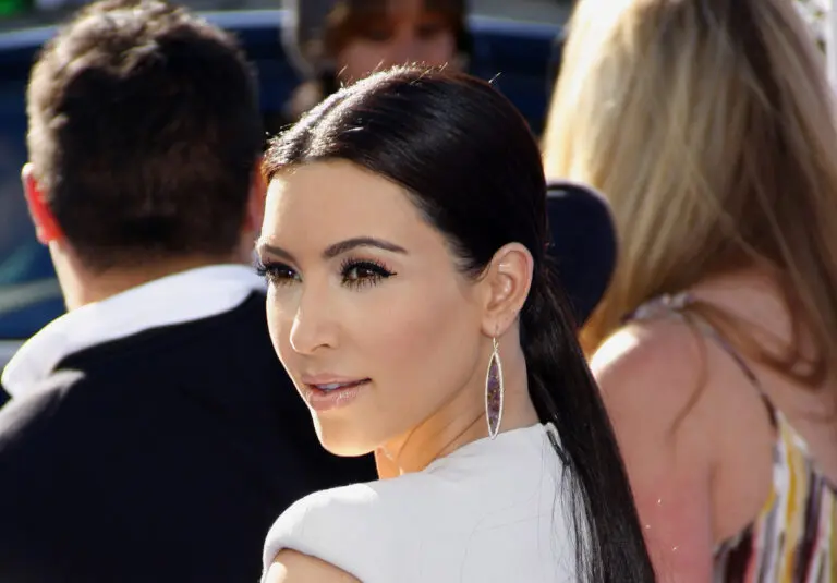 Kim Kardashian has been fined $1.26 million by American market regulators after plugging a crypto token on social media without disclosing that she was paid $250,000 to do so.