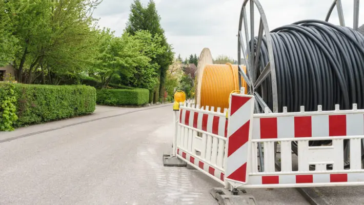 Britain lagging in full-fibre broadband
