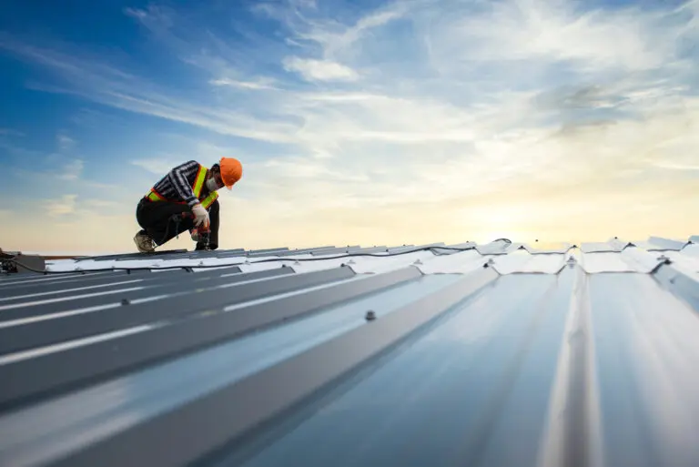 Builders,In,Work,Clothes,Install,New,Roofing,Tools,,Roofing,Tools,