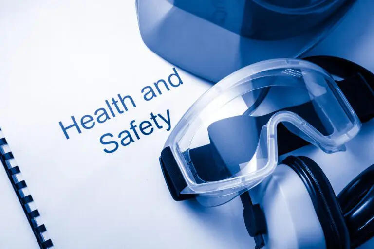 Register,With,Goggles,,Earphones,And,Helmet