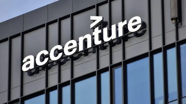 Accenture has announced plans to cut 19,000 jobs, about 2.5 per cent of its workforce, as corporate clients grow increasingly cautious about the strength of the global economy.
