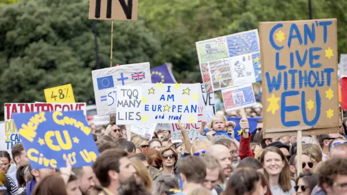 People in Britain have more confidence in the EU than the UK parliament, reversing a state of affairs that has lasted for more than 30 years, research reveals.