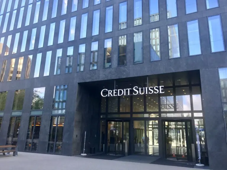 Gold prices continue to rise as investors look for safe haven assets amid fears of further market volatility following Silicon Valley Bank’s collapse and the Swiss government’s emergency loan for Credit Suisse.