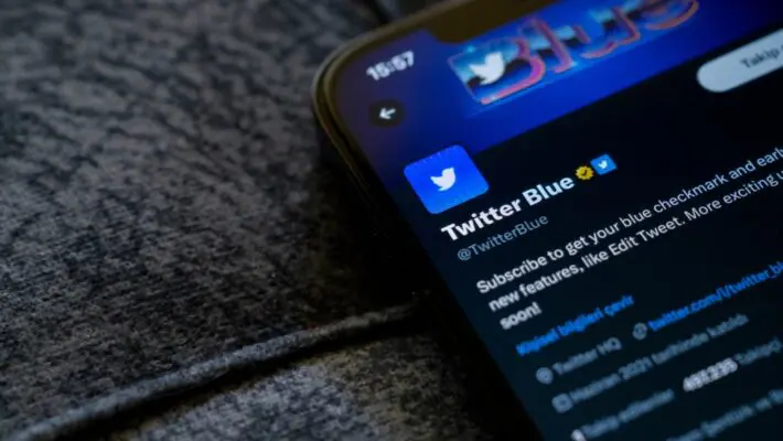 What do Beyoncé and Cristiano Ronaldo have in common? As of today, they are no longer verified on Twitter.