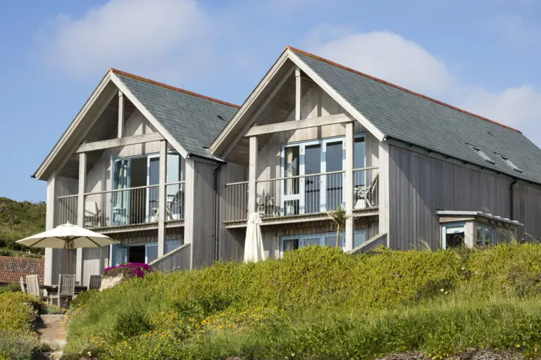 Second-home owners will be forced to seek planning permission to start renting out their properties as holiday lets, under plans to reduce housing pressure in tourist hotspots.
