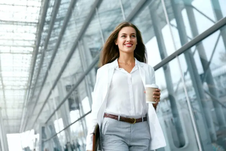 Observable signals of professional and educational qualifications are more important for women’s career advancement than men’s, finds new research from the University of Mannheim Business School (UMBS).