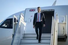 Prime Minister Rishi Sunak must discuss a full US-UK free trade deal when he meets President Biden, says the international delivery expert ParcelHero.
