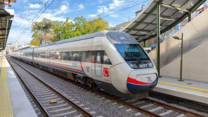 UK Export Finance (UKEF), the UK government’s export credit agency, has underwritten €781m of financing – equivalent to £680m – to support construction of a 286km high-speed electrified railway across southern Turkey.