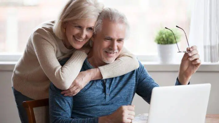 In a landmark ruling, hundreds of thousands of married women in the UK may be entitled to state pension backpayments worth thousands of pounds.